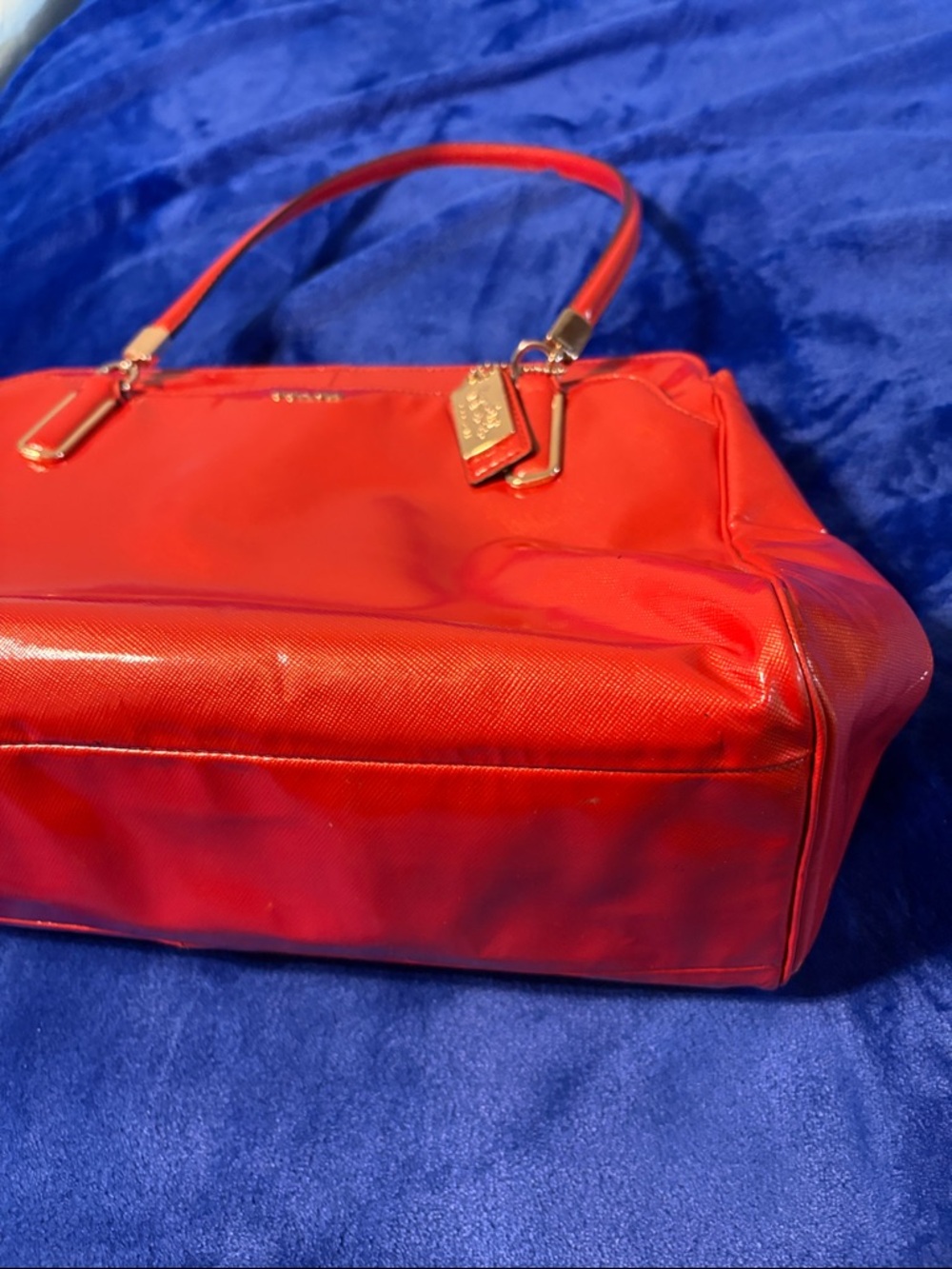 Coach Red Leather Shoulder Bag with Gold-Tone Hardware good condition - Picture 14 of 14